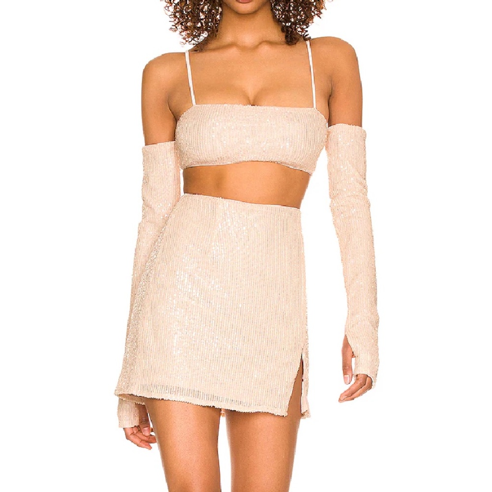 MATCHING SET REVOLVE NBD